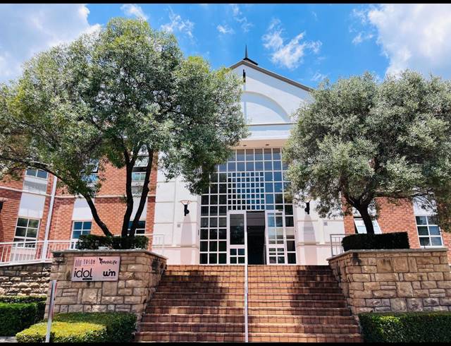 412M² OFFICE TO LET IN FOURWAYS